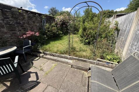 Laund Hill 4.jpg