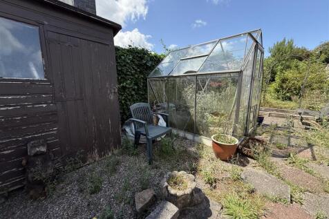 Laund Hill 5.jpg