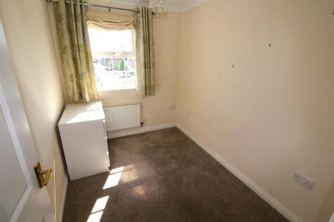 Bedroom 4.JPG