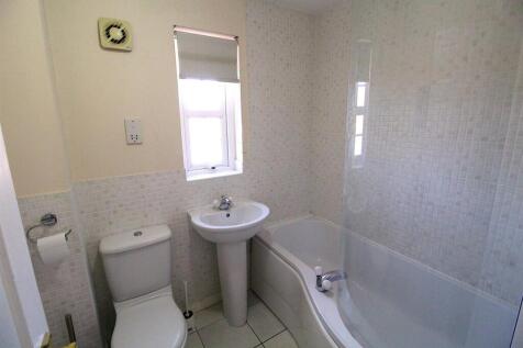Bathroom.JPG