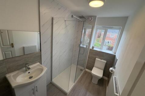 Shower Room.jpeg