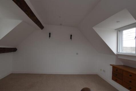 bedroom 1 3.JPG