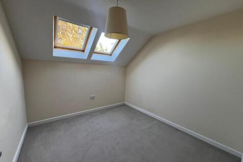 Bedroom 2 2.JPG