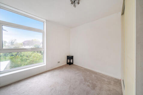 1375029-18-6904ab...