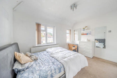 1372532-2-6908ade...