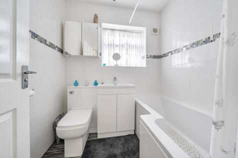 1329698-6-68824bc...