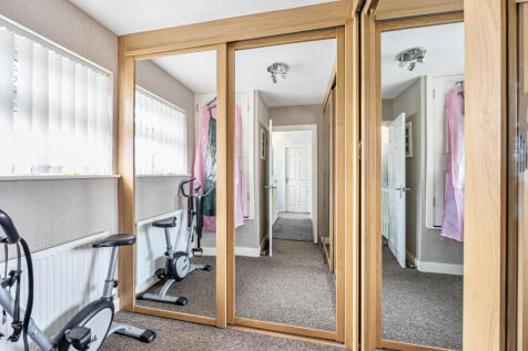 1329698-3-68824b9...