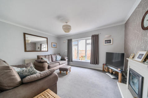 1380475-1-6913650...