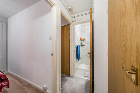 1382830-16-691e1a...