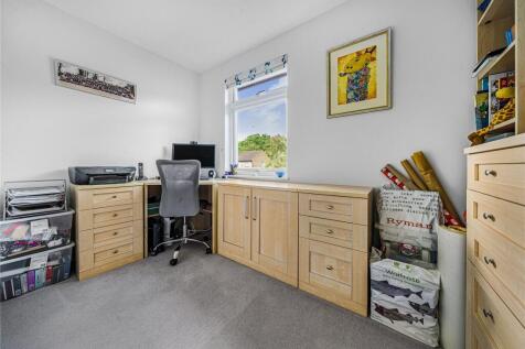 Bedroom/Study