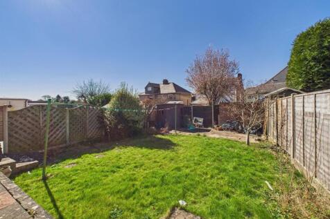 CAM01646G0-PR0257-STILL008.jpg