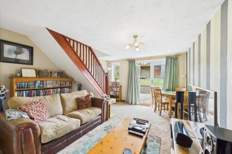 Living Roomq