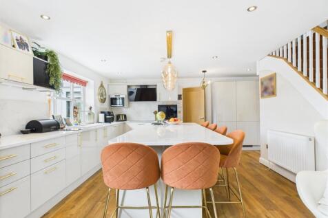 Kitchen/Diner/Family