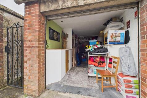 CAM01646G0-PR0403-STILL004.jpg