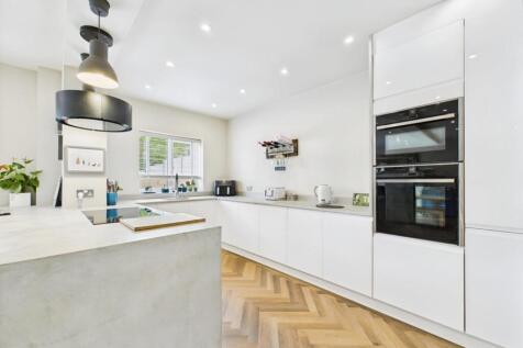 Kitchen/Dining/Family