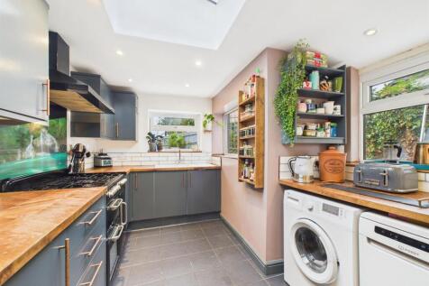 Kitchen 2