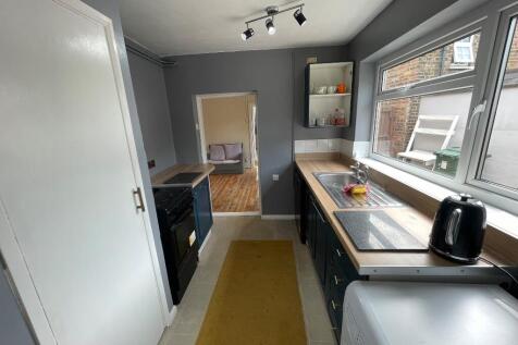 KITCHEN REV