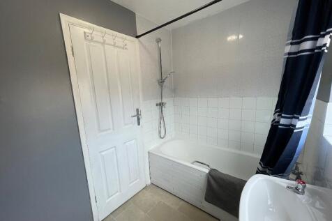 BATHROOM REV