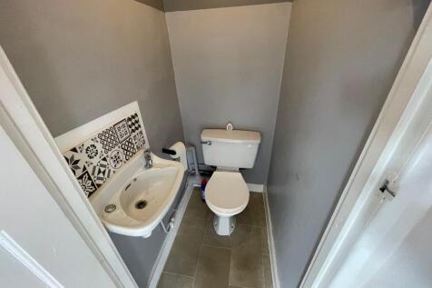 UPSTAIRS TOILET