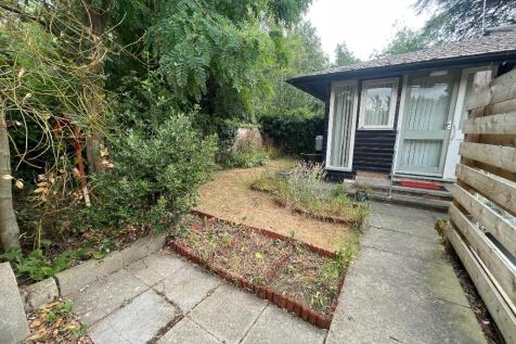 REAR GARDEN REV