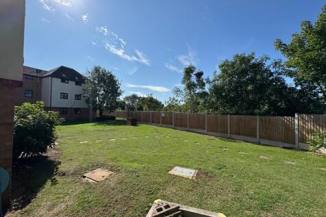 COMMUNAL GARDEN
