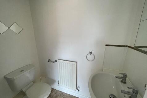 DOWNSTAIRS CLOAKROOM