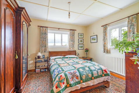 72161_The Lodge (...