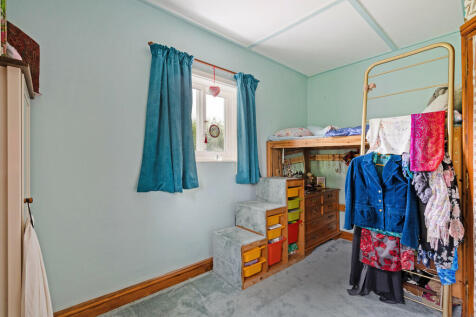 72161_The Lodge (...