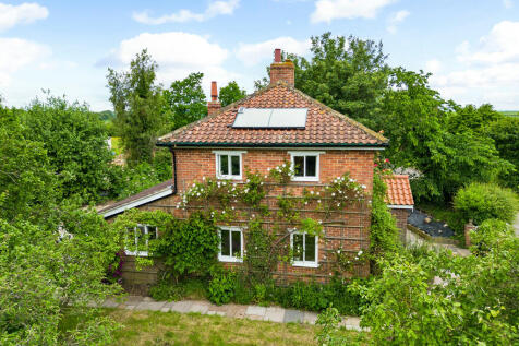 72161_The Lodge (...