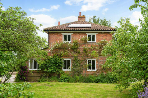 72161_The Lodge (...