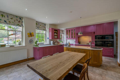 317016 Thorpe Hal...