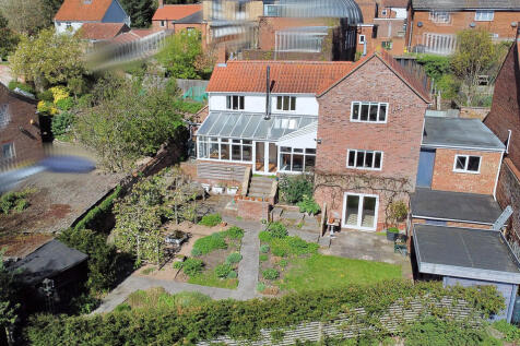 grays court (1)