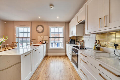 1361874-22-68deb9...