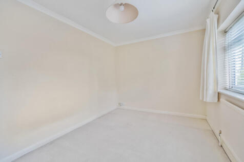 1295703-6830898c4...