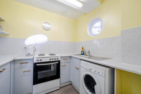 1386293-15-692ebd...