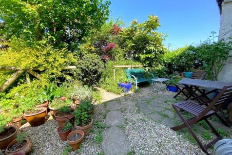 Courtyard Garden