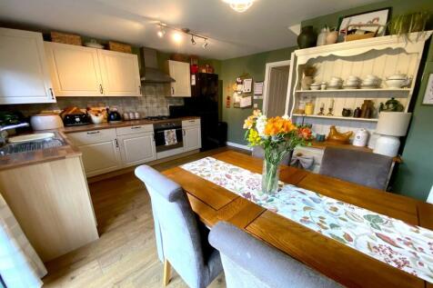 Kitchen Diner (Groun