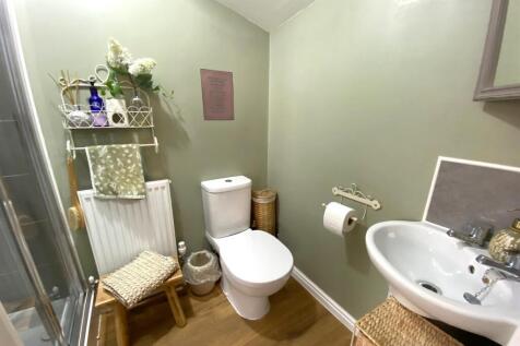 En Suite (First Floo