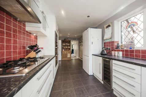 Kitchen 4