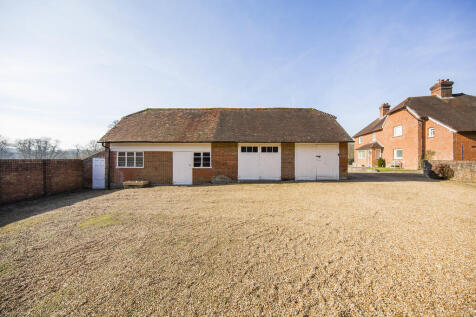 Garages &amp; Wor...