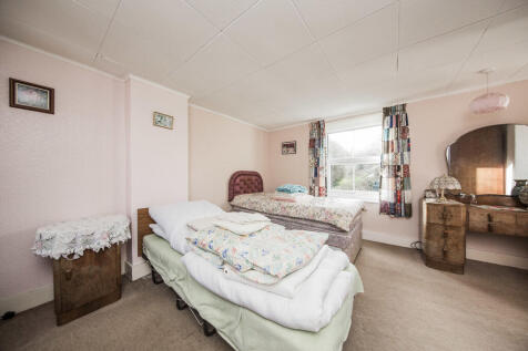bed 1