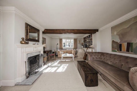 Lounge 1