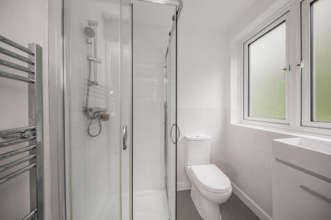 En Suite Shower