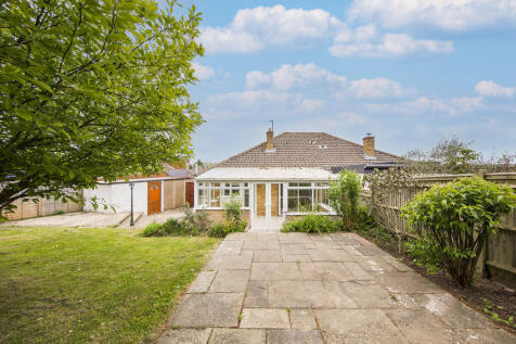Rear Bungalow 2