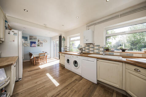 kitchen diner 1