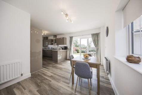 Dining area 2
