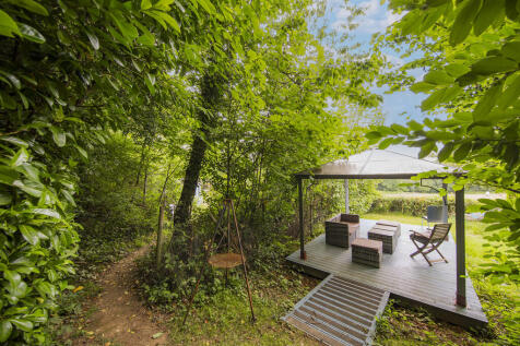 Covered deck