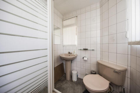 BEDROOM 5 EN-SUIT...