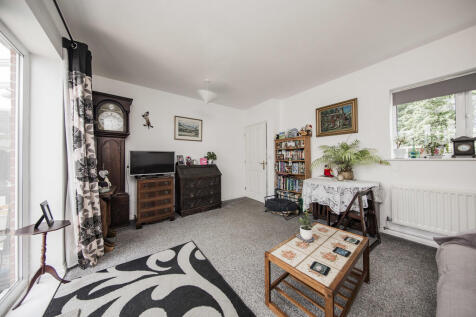 Living room 2