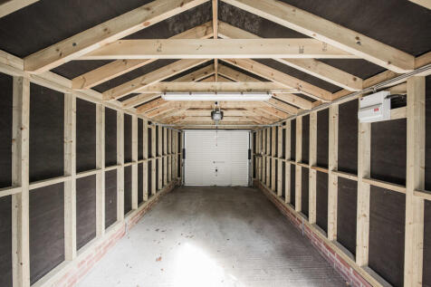 Garage 2